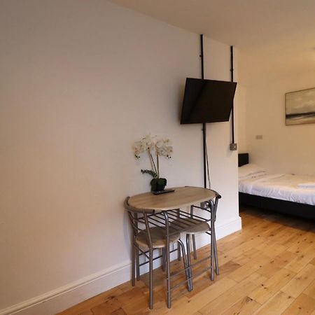 Apartamento Flat 4, 10 St John'S Bournemouth Exterior foto