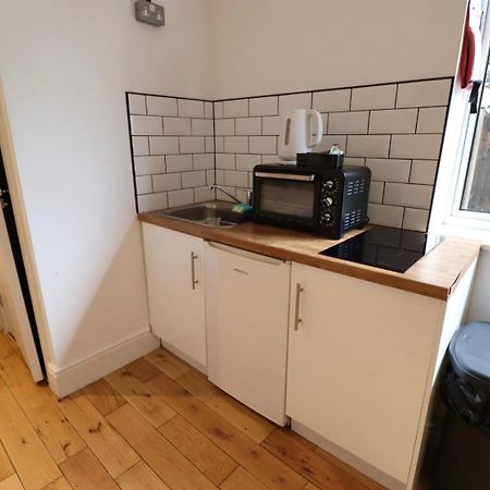 Apartamento Flat 4, 10 St John'S Bournemouth Exterior foto