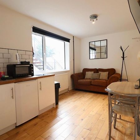 Apartamento Flat 4, 10 St John'S Bournemouth Exterior foto